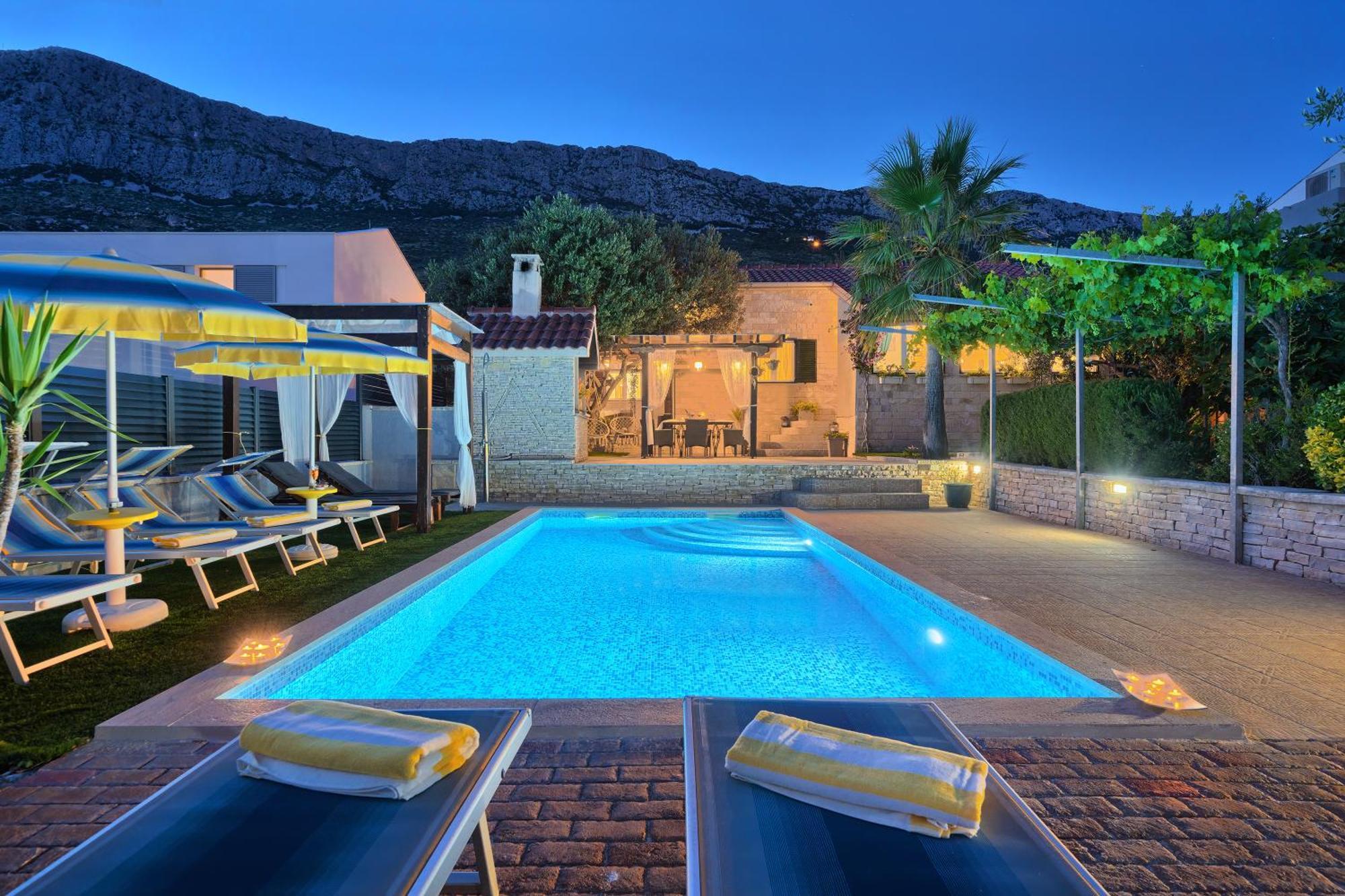 Villa Antea Kastela Bagian luar foto