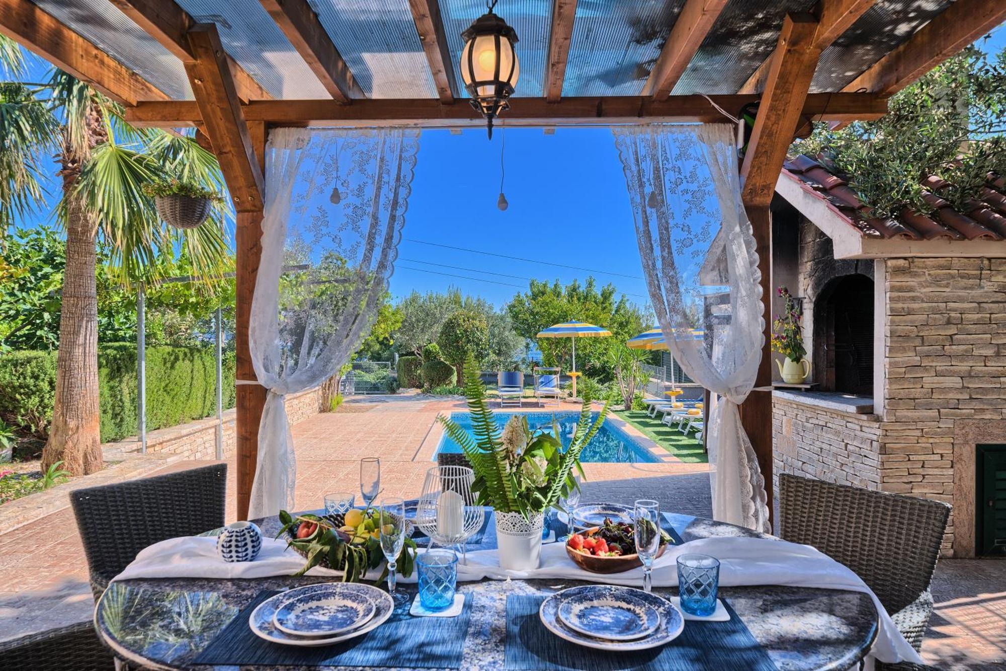 Villa Antea Kastela Bagian luar foto