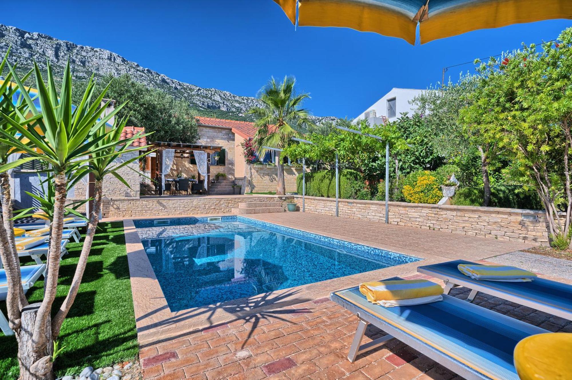 Villa Antea Kastela Bagian luar foto